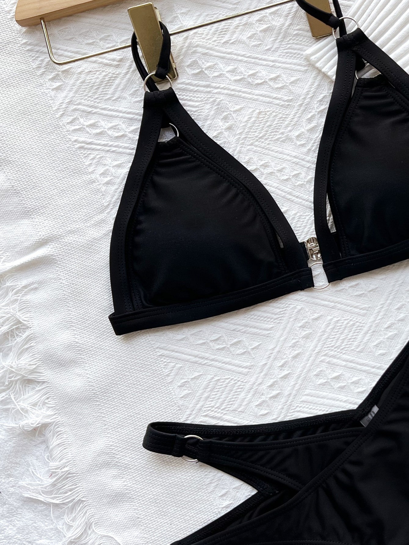 Sexy Black Cutout Split Bikini