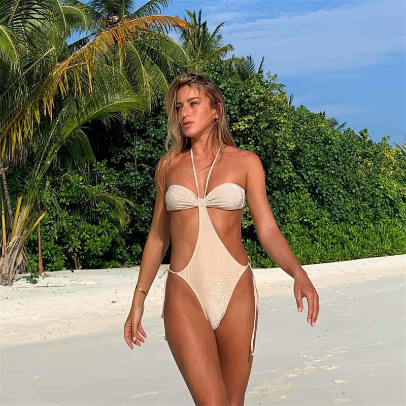 Sexy Halter Strap One-Piece Swimsuit