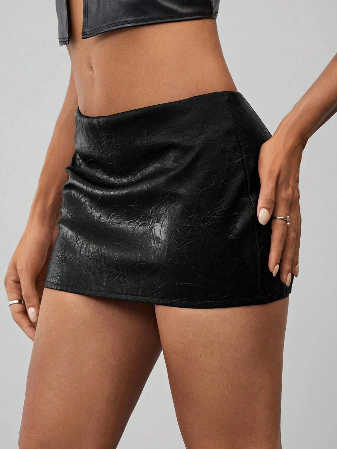 Y2K Low-Waist Leather Bodycon Skirt